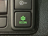 ★ECONスイッチ★ エコドライブを加速しよう!スイッチをONにすると、運転の仕方によるロスを抑え込み燃費をよくするようクルマが頑張ります(*^ー^*)燃費向上にチャレンジ♪