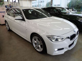 BMW在庫保有台数常時100台以上!ご来店の際はBMW本店(厚木市下荻野140-1)にご来店ください!弊社自慢の全天候型ショールーム!BMW在庫保有台数常時100台以上ございます!