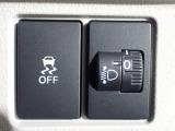 ヘッドライトレべリング機能付きです。重い荷物積載時ライトを下向きに微調整でき対向車にお気遣いできます!ダイヤルの数字が大きいほど光軸は下向きになります。