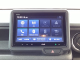 純正のディスプレイオーディオを搭載しています。Apple CarPlayやAndroid Autoに対応しているので、スマートフォンの機能を車内でも手軽に使えます。