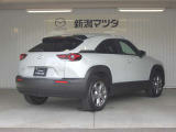 是非一度ご来店頂き、展示車を実際にご覧になって頂ければと思います。スタッフ一同、心からお待ちしております。
