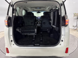 乗車人数、荷物の量に応じてシートアレンジが自由自在です。