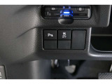 【横滑り防止装置】ドライバーの安全運転をアシストしてくれる装備が充実しています☆ドライバーの不安を安心へと変えてくれますね。