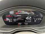 【スピードメーター】メーターがシンプルで見やすく運転しやすいですね。