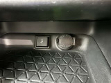シガーソケット用の充電器が使用可能です!