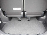 【トランク】荷物を積むのに十分な広さです!出かけ先でお土産を沢山買っても大丈夫♪