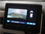 ◆リアワイドカメラシステム◆3種類の表示で後方確認をサポート♪セレクトレバーを「R」の位置に入れるとカメラ画像に切り替え。ノーマルビューでは従来のリアカメラと同様の標準的なビューで表示します!