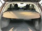 パーセルカバー付き。荷室のプライバシーを守ってくれます。見た目もスッキリ、防犯性も高まります。