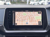 スマートフォン用アプリ[Apple CarPlay][Android Auto]対応の純正ナビ Discover Pro を装備、ラジオのほか、USB、Bluetoothハンズフリー通話にも対応。