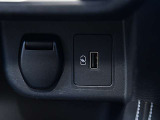 充電時に便利なUSB電源ソケット