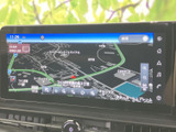 高精細なディスプレイが、運転に必要な情報を分かりやすく表示します。快適なドライブをサポートする、便利な機能が満載です。