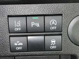 コーナーセンサーを車の前後に装備。障害物までの距離に応じて警告音を変えてお知らせ。縦列駐車時や駐車場・車庫などでの取り回しをサポートします。詳細は販売店スタッフまでおたずねください。