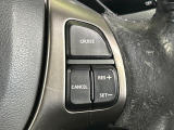 【クルーズコントロール】高速道路もラクラク走行。アクセルを離しても一定速度で走行ができ、長距離運転時の負担を軽減!加速・減速も簡単なスイッチ操作で調整できます。