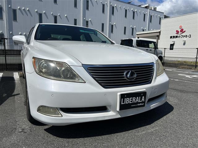 LS 460 バージョンU Iパッケージ 本革シート サンルーフ