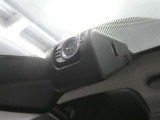 【ドラレコ搭載車】今や必需品のドライブレコーダー搭載車です。万が一のトラブルのときにも役に立つドライブレコーダーを装備しています。側面衝突や幅寄せ・割り込み対策に!