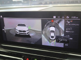 【アラウンドビューモニター】バックカメラに加え、360度のカメラで駐車も楽々。駐車が苦手な方でも安心してお乗りいただけます。