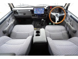 ランドクルーザー70 3.5 LX ディーゼル 4WD 