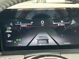 視認性の高いメーター類が、運転に必要な情報をわかりやすく伝えます。デザインにもこだわり、運転をより楽しくします。