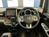 運転しやすいインパネ周りです!見やすいレイアウトで快適なドライブをサポートします!