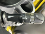【オートライト(AUTO)】外の明るさをシステムが感知して、自動でヘッドライトが点灯します!ヘッドライトをつけ忘れを防ぐ便利機能です。