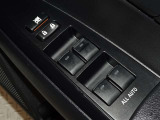 電動格納式ドアミラー・パワーウインドウを装備しています。