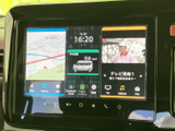 多彩な情報を一画面に集約。地図、オーディオ、TVなど、運転に必要な情報をスムーズに確認できる快適なシステムです。