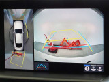 バックガイドモニターを装備しています、車庫入れもラクラクです。パノラミックビューモニターを搭載しています、上からの画像も表示されます。