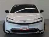 室内外はもちろん、ニオイの元となるフロアカーペットまで消臭・除菌を実施。中古車を気持ちよくお乗りいただけるクリーニングサービスです。詳細は販売店スタッフまでおたずねください。