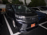 低価格で良質なお車を全社総台数2,000台以上の在庫からお選びいただけます。営業時間 10:00〜19:00