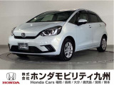 ガソリン車のフィット HOMEですスマートキー、オートエアコン等の快適装備に加え、ホンダセンシングを搭載した1台です。