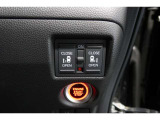◆◆両側電動スライドドア!!荷物で手が塞がる時など簡単にドアの開閉が出来ます!何より力いらずで開閉OK!女性やお年寄りにも優しい♪電動機能はOFFにもできますから元気なお子様の駆け出しも安心!