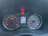 整備スタッフは国家資格を持つプロの整備士です。車検の受入/中間/完成検査と保安基準発行のすべても自社で行います。