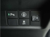 ◆障害物センサー◆車庫入れの時などに近くに障害物がある場合、障害物までの距離を音で知らせてくれます。
