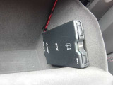 助手席グローブボックス内にETC車載器も付いてます!