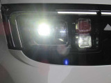 LEDライトで夜のドライブもくっきりはっきり、安心して運転できます。