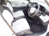◆定員乗車時のカーゴルームです。普段のお買い物の荷物やたくさんの収納が可能です。
