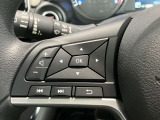 ステアリングスイッチ搭載!ハンドルひとつで手を離さなくても運転中視線をそらさなくても操作が出来て便利です♪