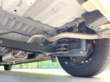 お車を安心してお乗りいただく為には、足回りの定期点検が欠かせません。サービスサポート(有償保証)では無料点検もご提供しており、安心のカーライフをお過ごしいただけるサポート体制が整っています。