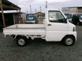 4WD、5速MT、エアコン、パワステ、切替4WD、ハイ、ロー切替付き!ご来店の際は、在庫確認の上お越しくださいますようお願いします。