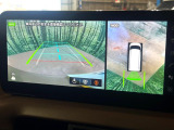 【アラウンドビューモニター】専用のカメラにより、上から見下ろしたような視点で360度クルマの周囲を確認することができます☆死角部分も確認しやすく、狭い場所での切り返しや駐車もスムーズに行えます。