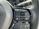 Hondaセンシングの機能のひとつ、アダプティブクルーズコントロール付!アクセルから足を離しても設定したスピードと前車との車間を保ち走行してくれます!車線維持もアシスト☆高速道路で疲労軽減ですね☆