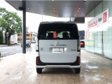 【店舗紹介】気になる点がございましたらお気軽にお問い合わせください。塗装の状態や車内の匂いなど現車にて確認を行い、ありのままをお伝えいたします。TEL088-845-1707