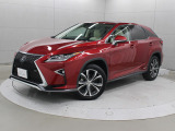 セダンとSUVの特長をあわせ持つクロスオーバーモデル、レクサス「RX」のハイブリッドモデル「RX450h」です。
