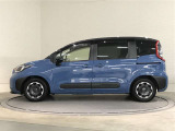 両側パワースライドドア付きだから、狭い駐車スペースなどでの 乗り降りラクラク!小さなお子さまのいるご家庭には嬉しい装備。