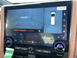 【フロントカメラ】運転席に座った状態で死角になりやすいクルマの前の様子まで確認でき安全ですね♪