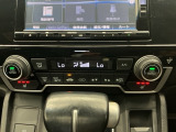 Wエアコン付きです!運転席・助手席それぞれ快適な車内でお過ごしいただけます。寒い時期には嬉しいシートヒーター付きです!