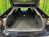【パワーバックドア】スマートキーや運転席のボタンを押すだけでリアゲートが自動で開閉します!荷物を持っている時や、高い位置にあるバックドアを閉める際に便利な機能です♪