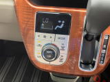 オートエアコン付きなので車内も快適
