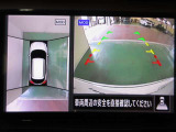 アラウンドビューモニター付きで駐車も楽々♪駐車が苦手な方でもこれで安心です!