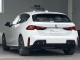 この度は弊社認定中古車をご覧いただき誠にありがとうございます。弊社はBMW 正規ディーラーですので遠方のお客様も安心してご購入下さい。ご不明な点がございましたらお気軽にお申し付けください。